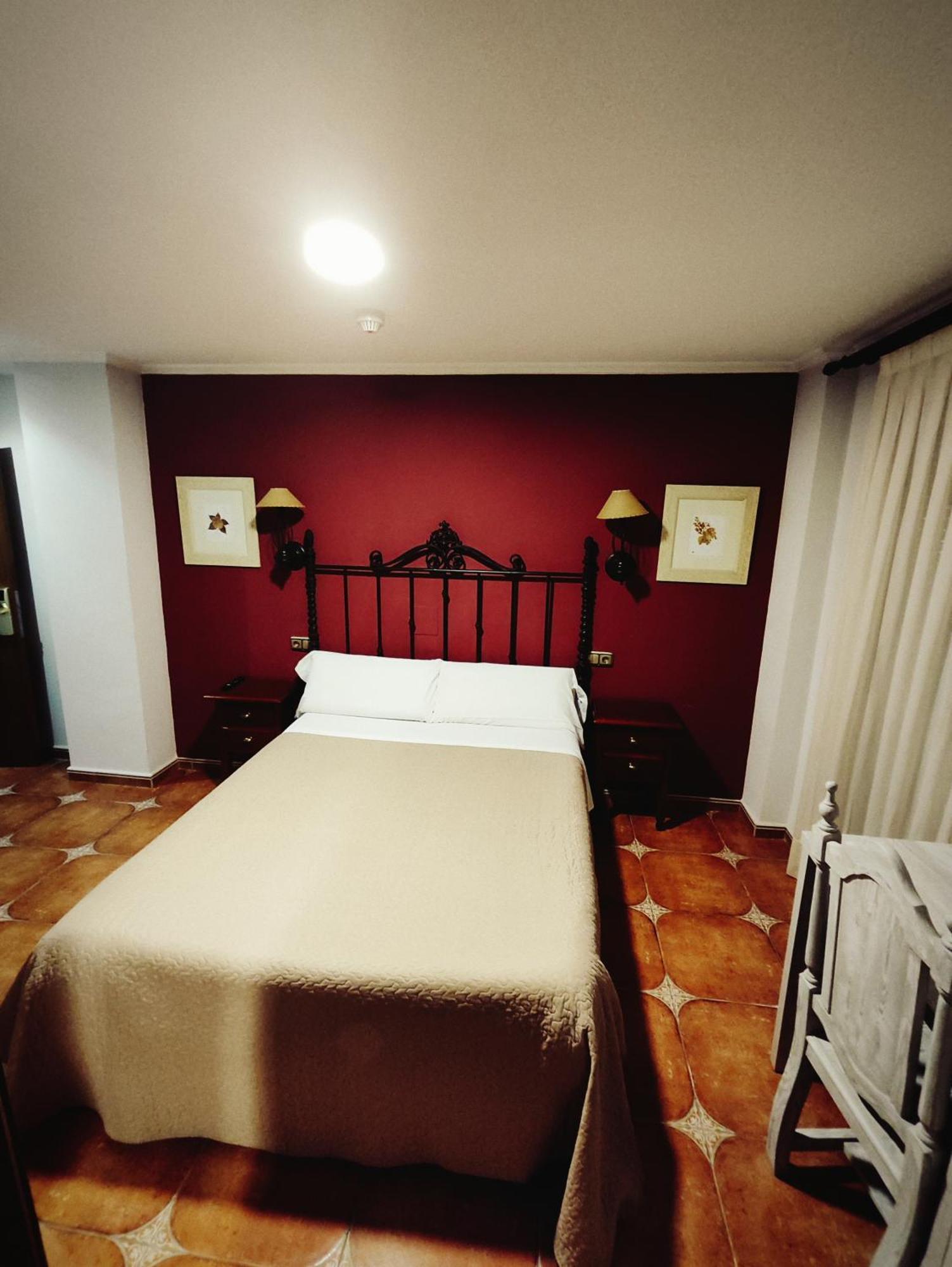 Hostal La Posada Torrellano Exterior foto